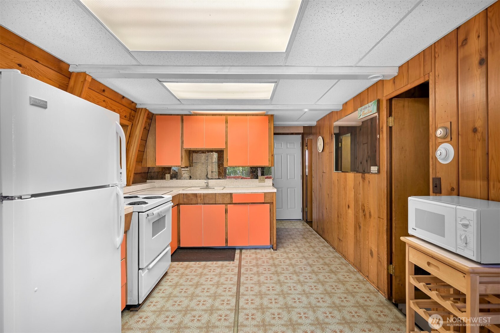 7582 Morrison Avenue Property Photo 8