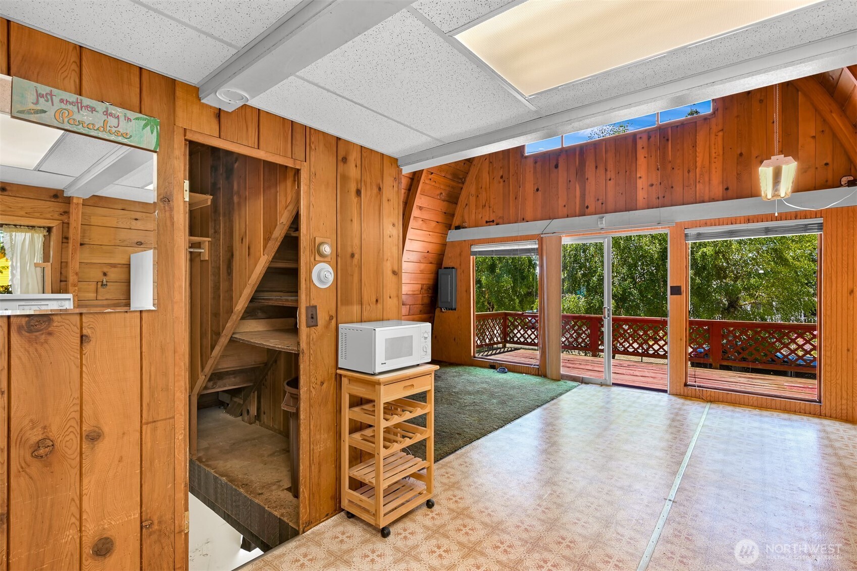 7582 Morrison Avenue Property Photo 10