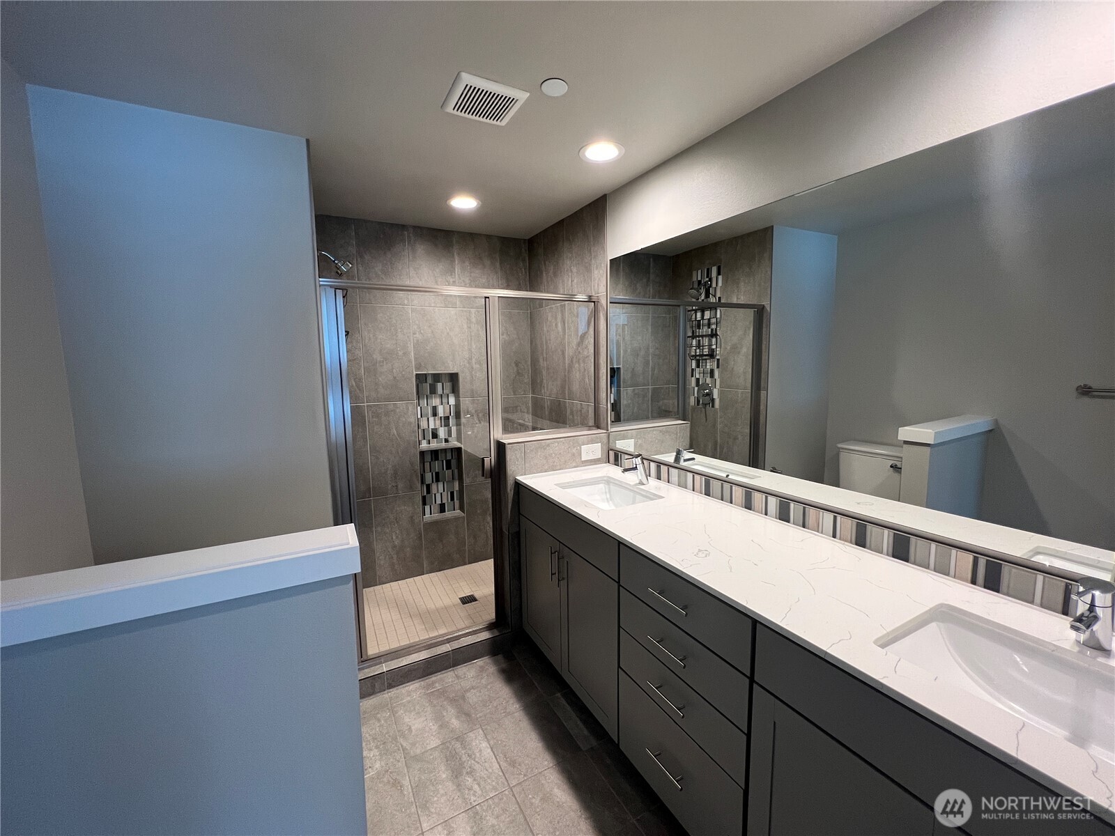14913 48th Avenue C3 Property Photo 9