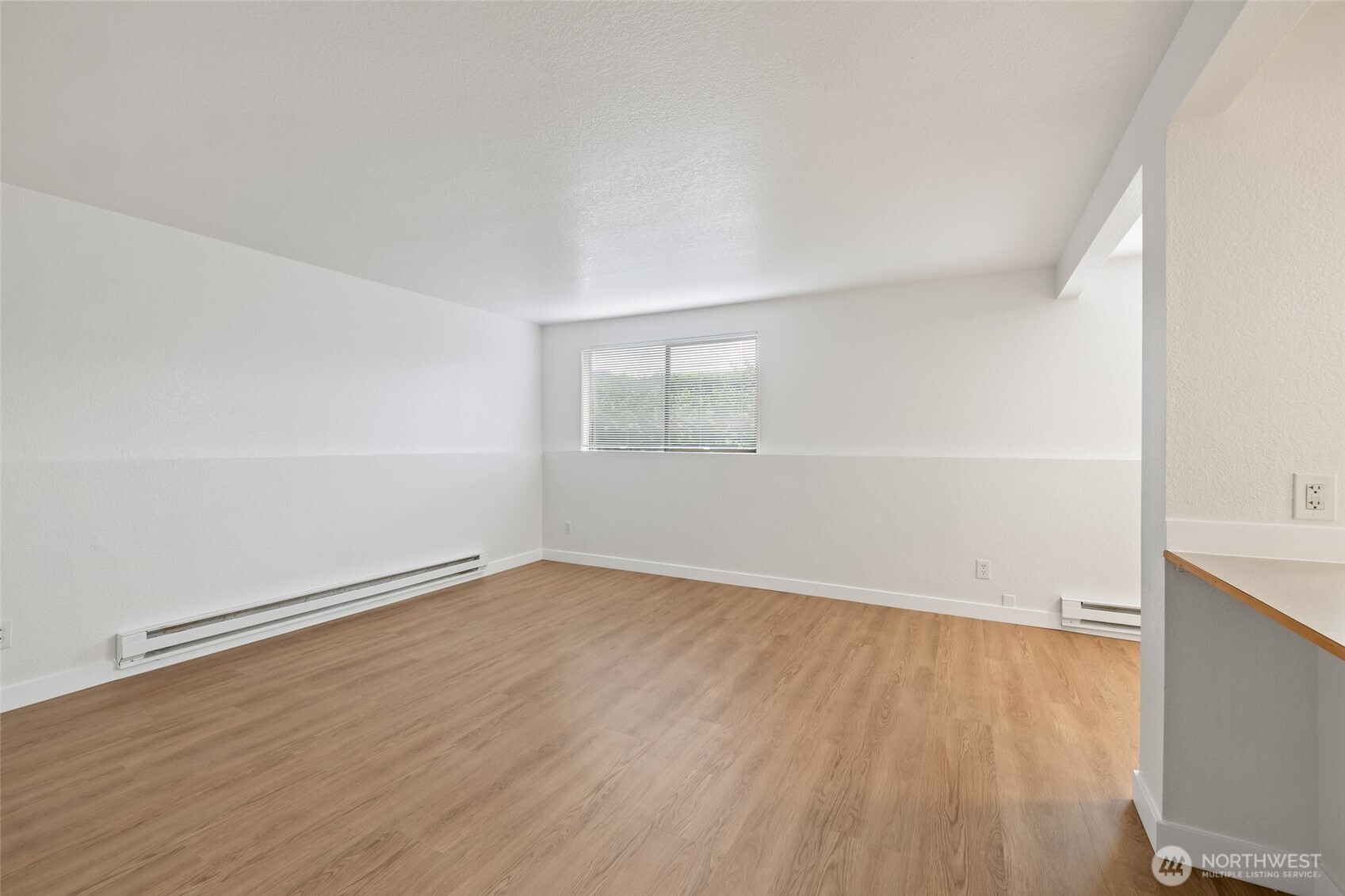 712 N 143rd Street Property Photo 12