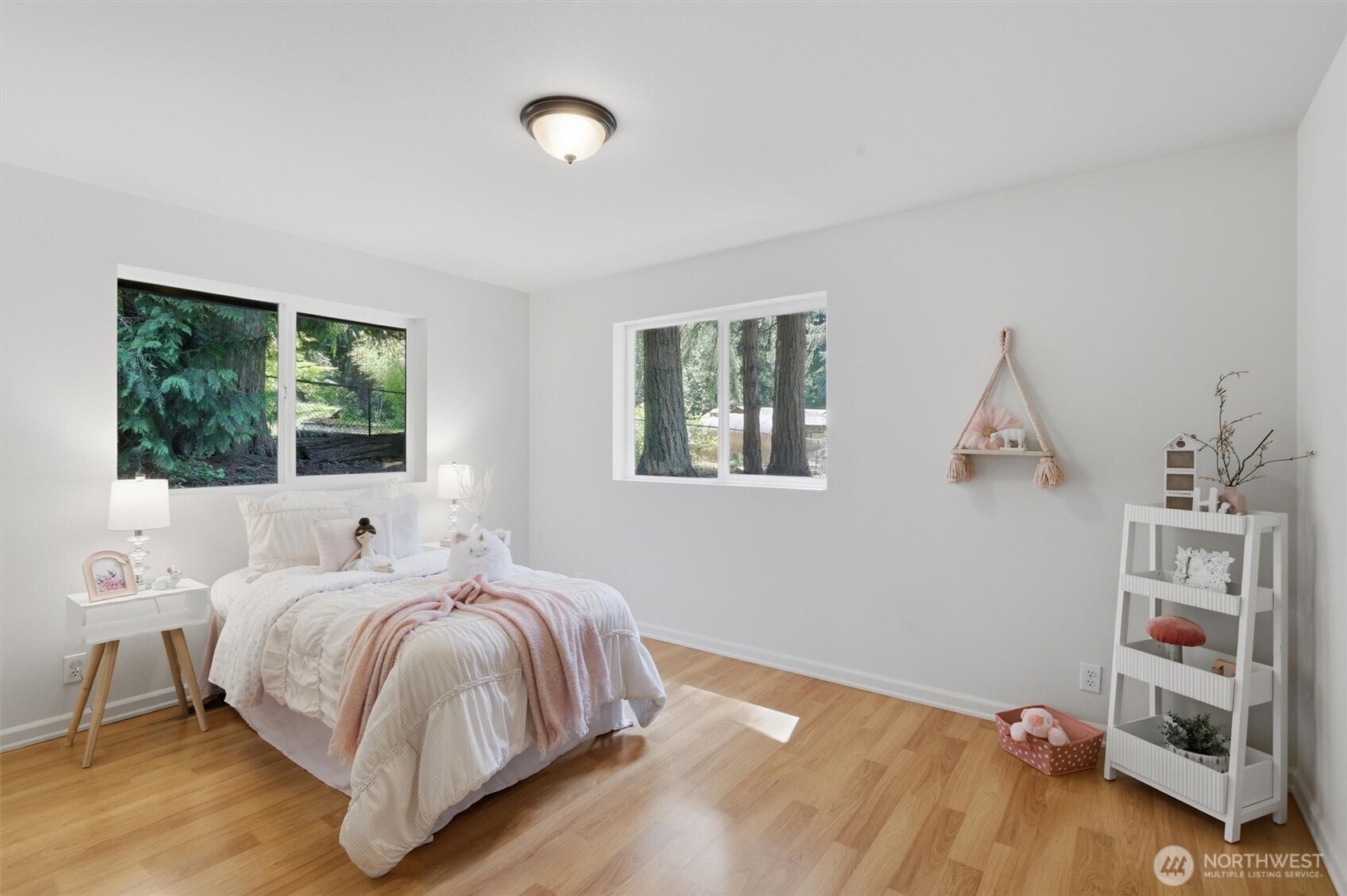 7524 Maltby Road Property Photo 16