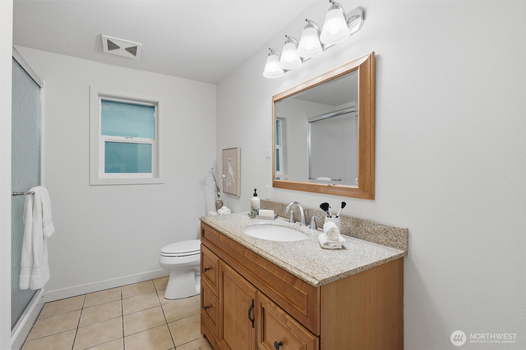 7524 Maltby Road Property Photo 17