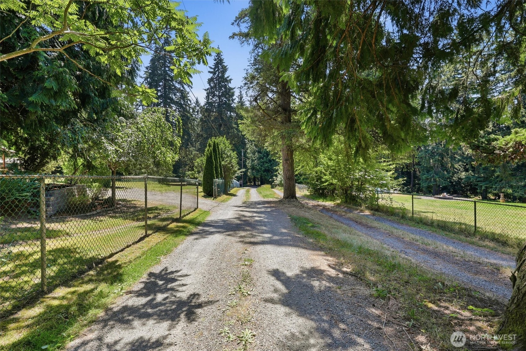 7524 Maltby Road Property Photo 33
