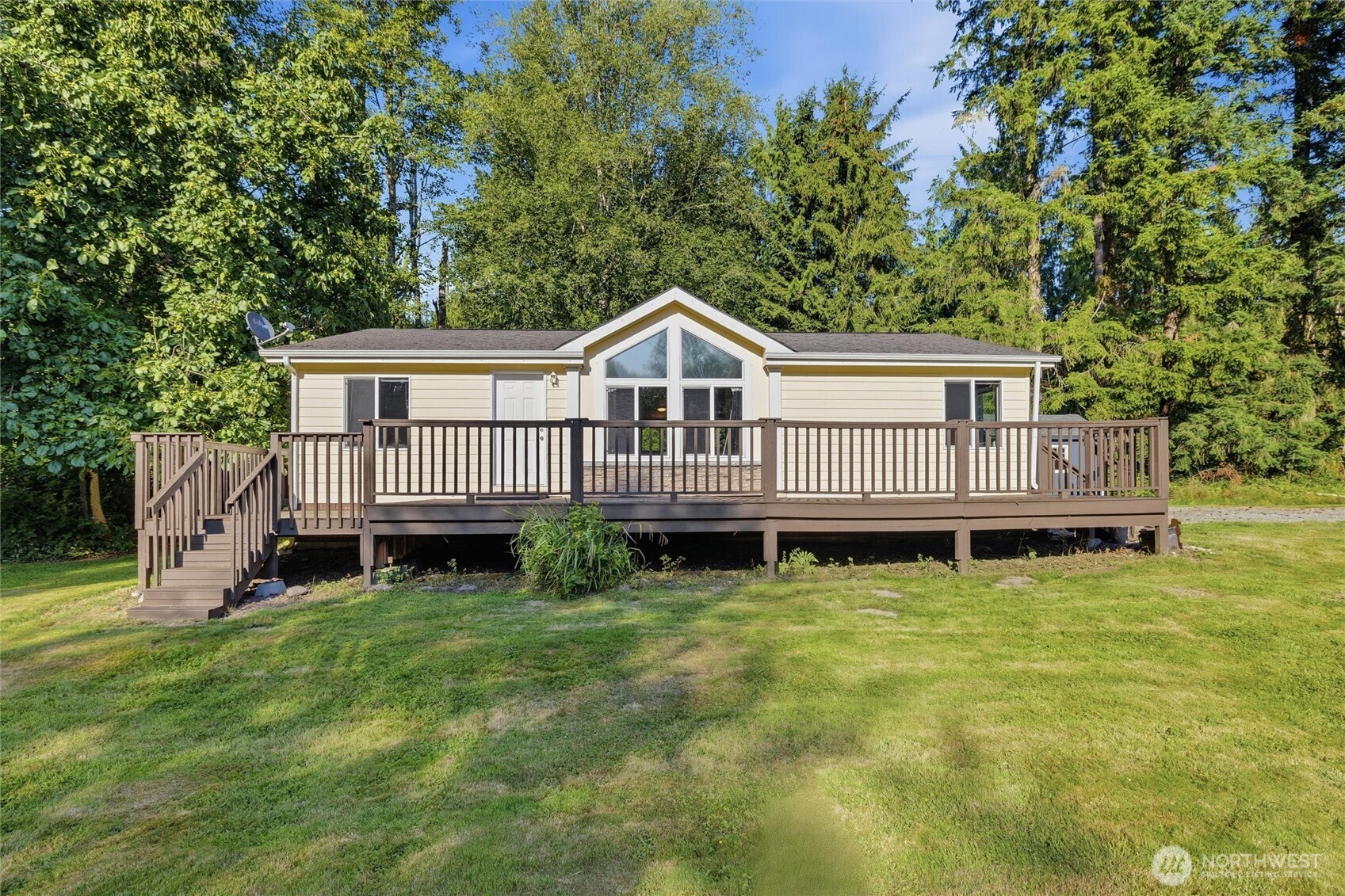 19643 Evergreen Lane Property Photo 2