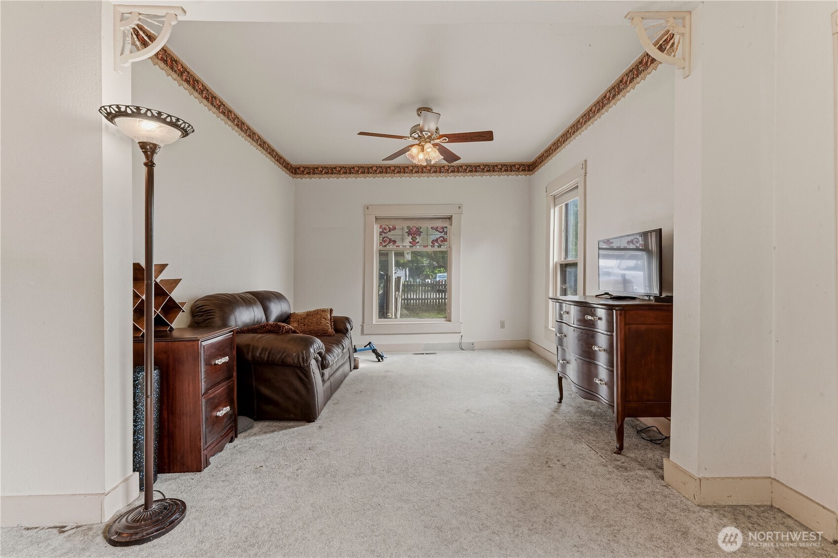 5601 Airport Road Property Photo 7