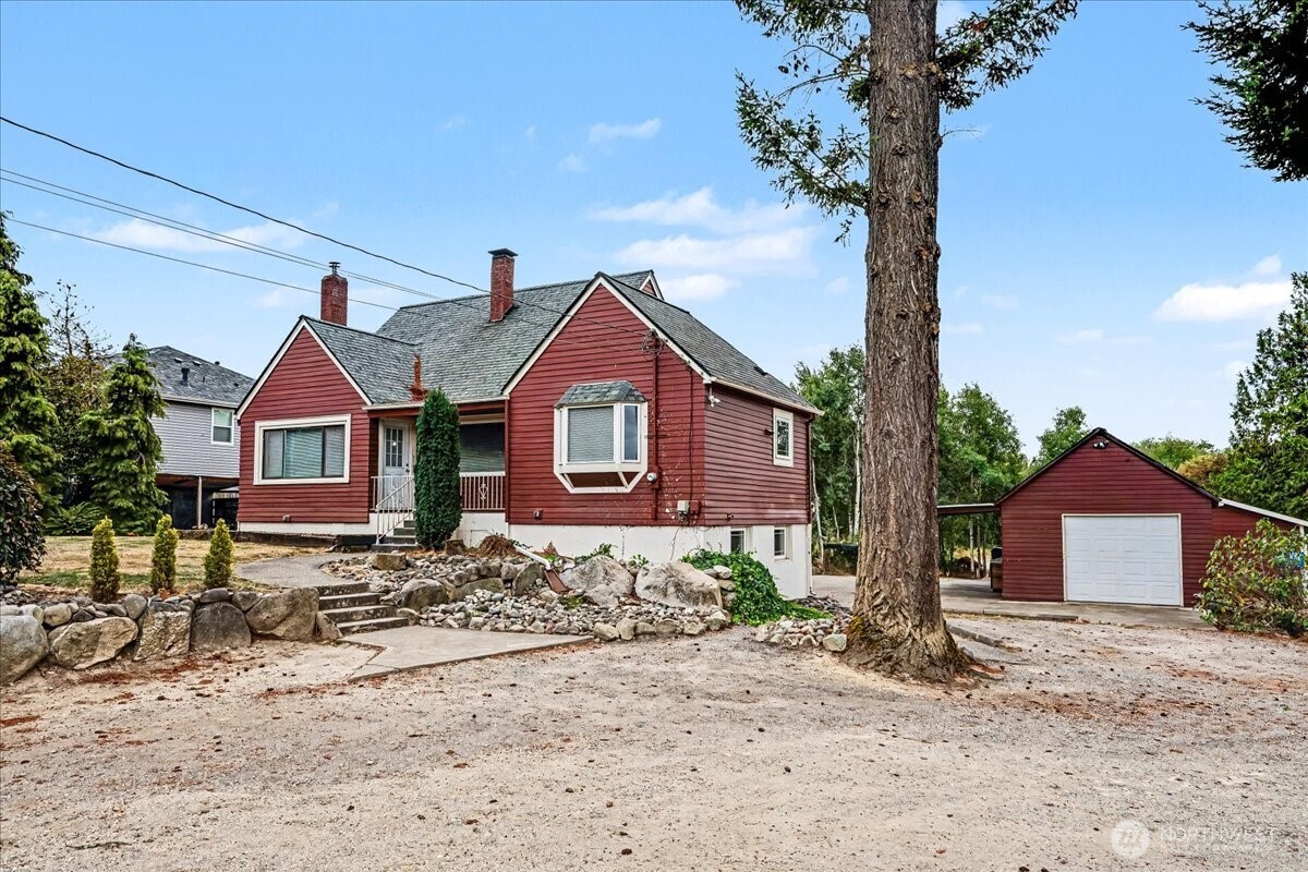 1308 104th Street Property Photo 1