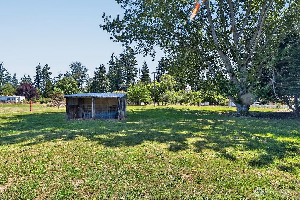 490 Fasola Road Property Photo 6