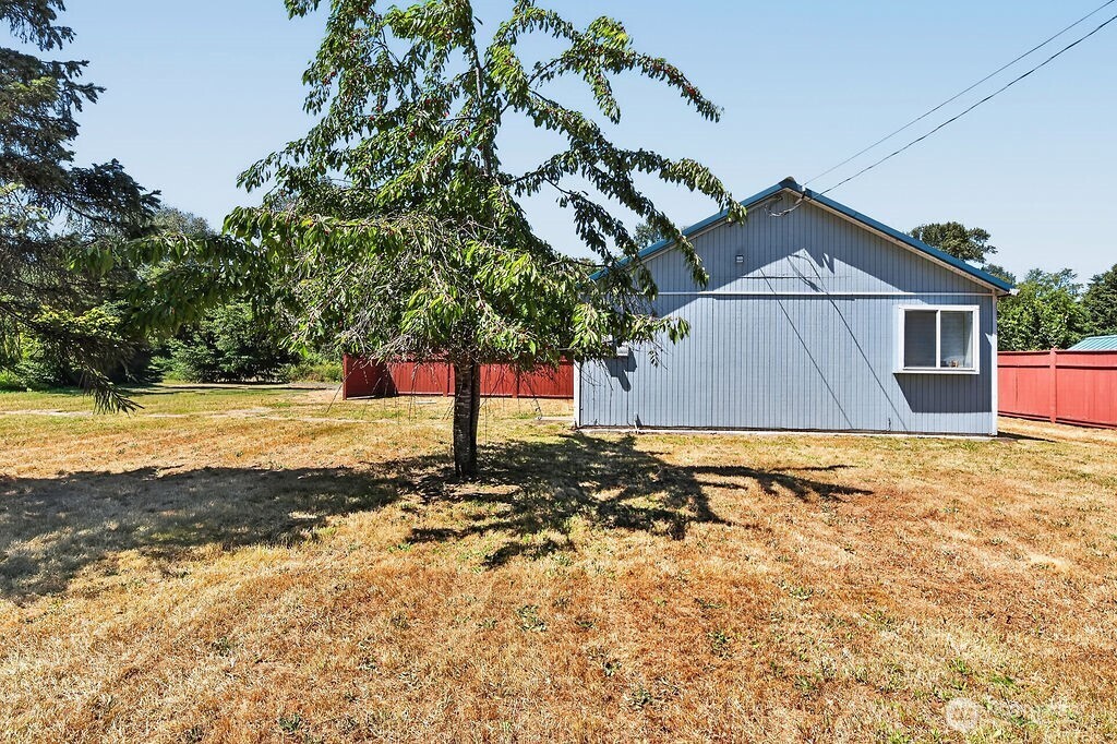 490 Fasola Road Property Photo 8