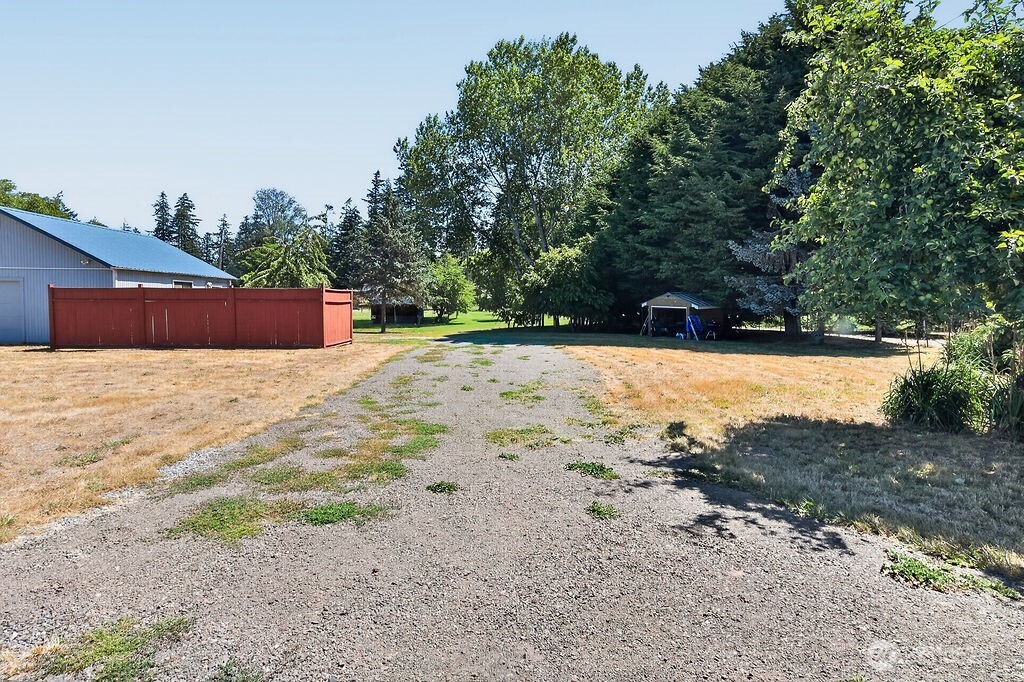490 Fasola Road Property Photo 13