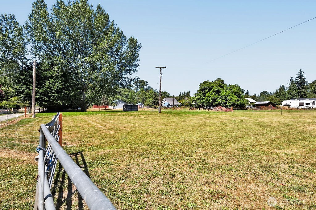 490 Fasola Road Property Photo 14