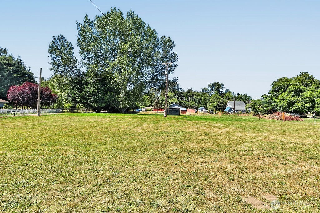 490 Fasola Road Property Photo 16