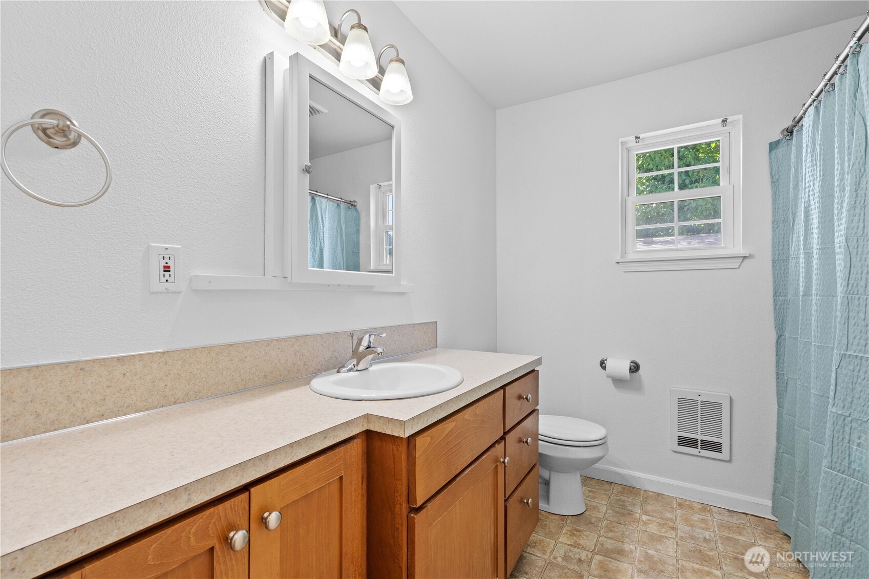 1002 8th Street Property Photo 12
