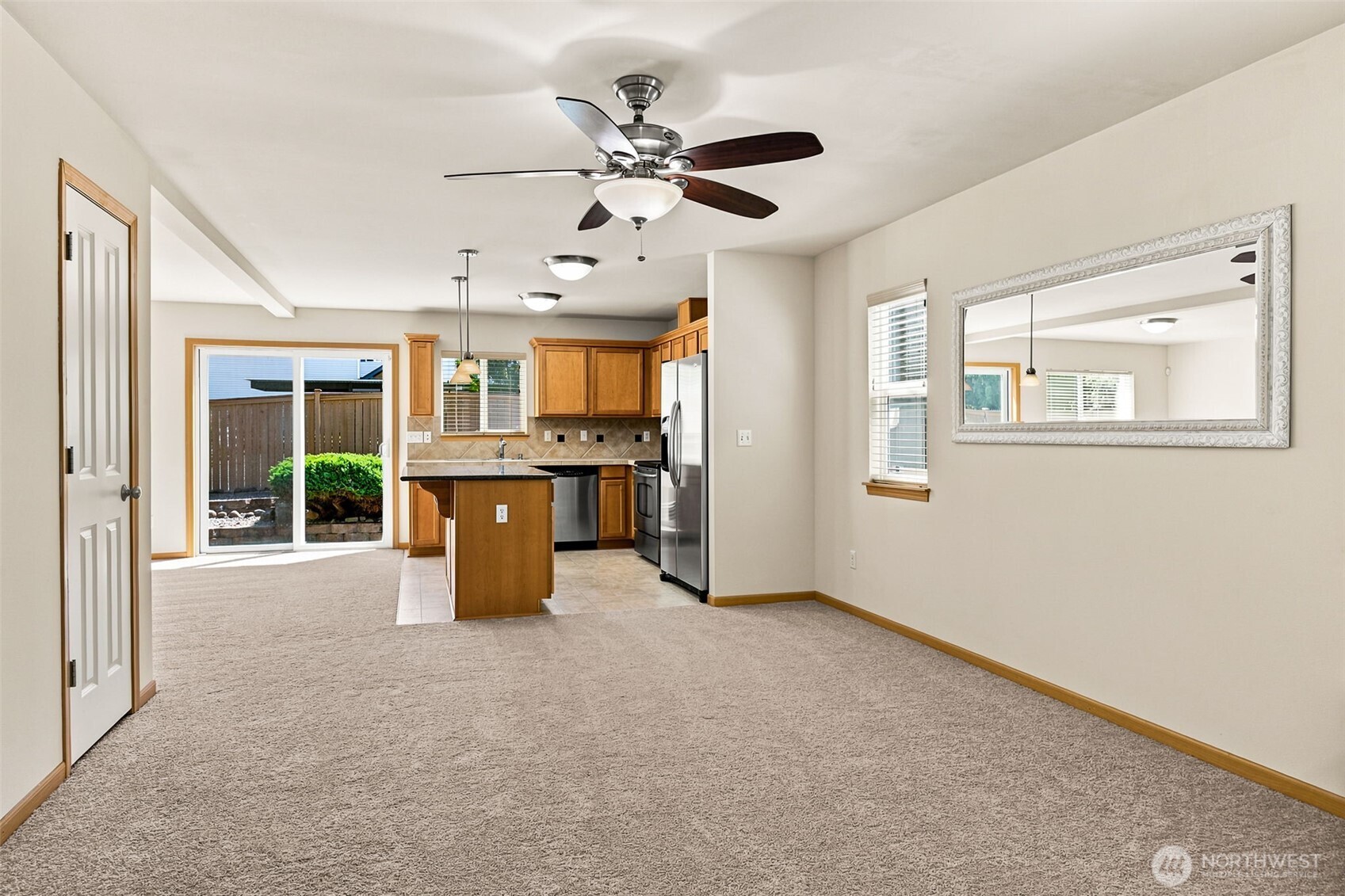 4363 Roxanna Loop Property Photo 5