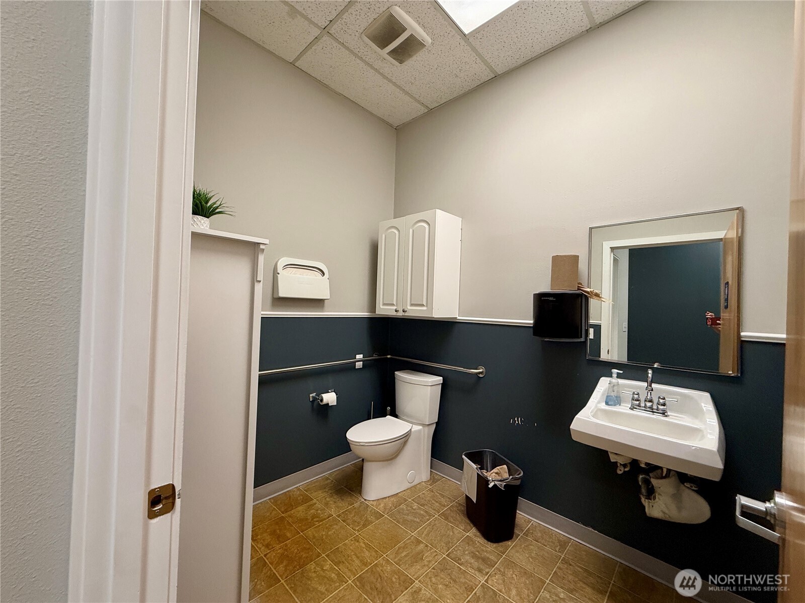 1615 Buck Way Property Photo 4