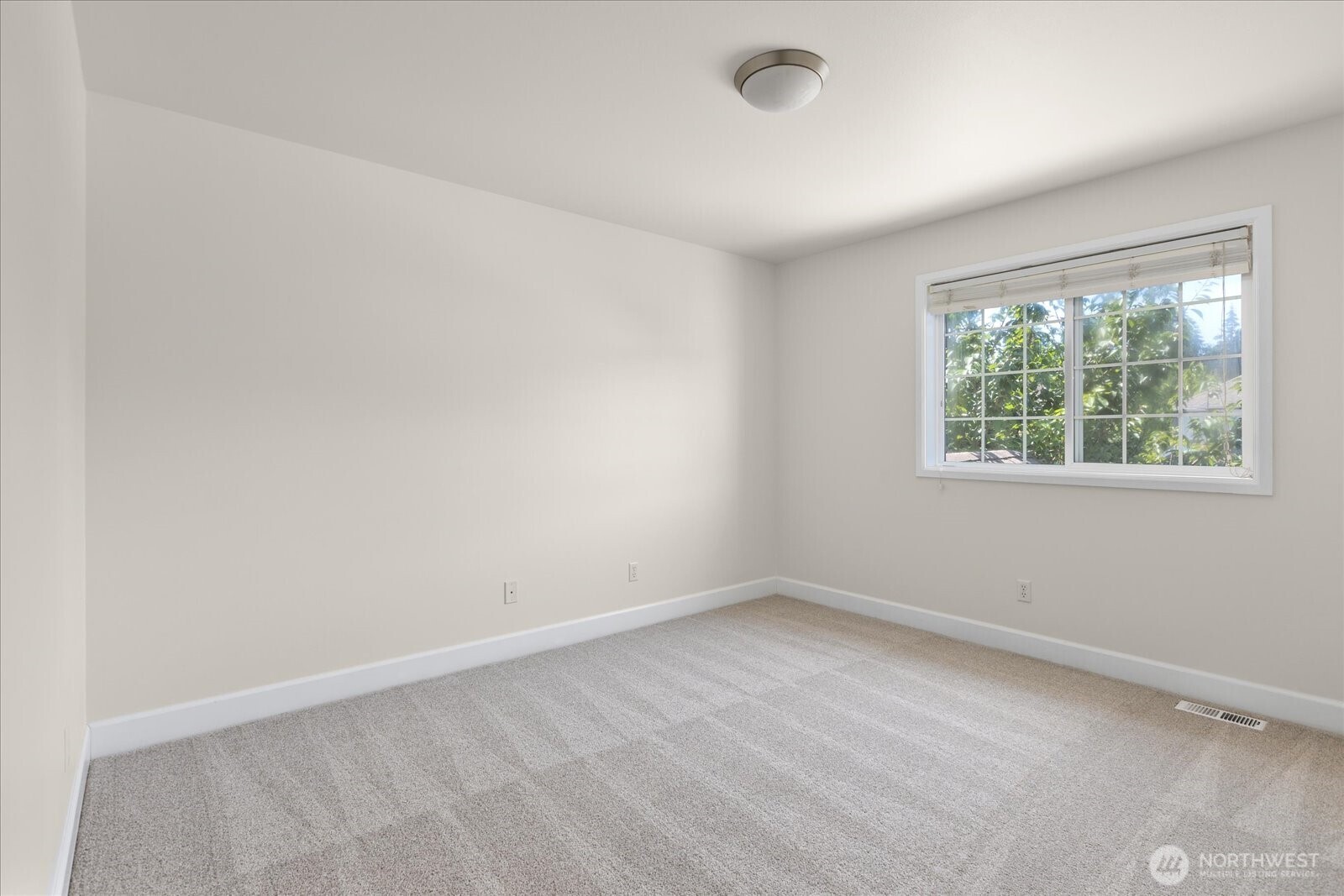 20905 37th Avenue Property Photo 33