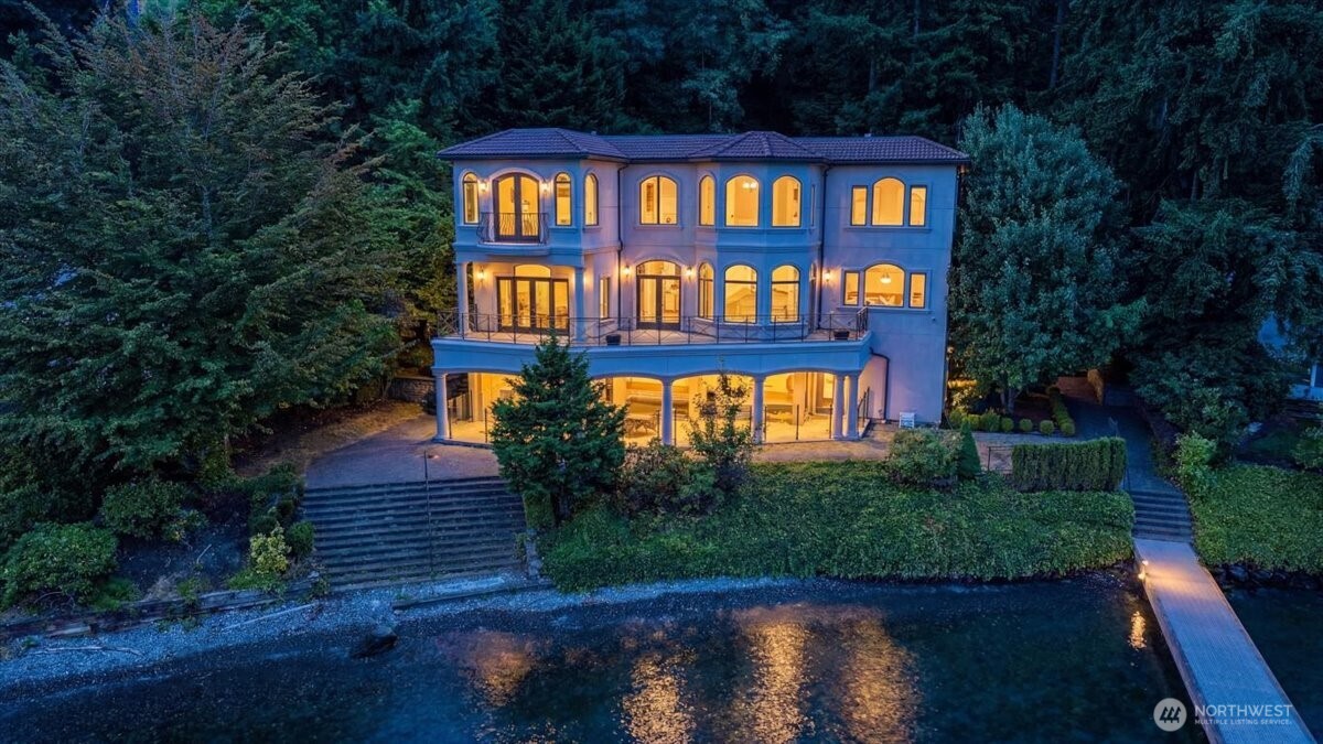 1465 Evergreen Point Road Property Photo 1