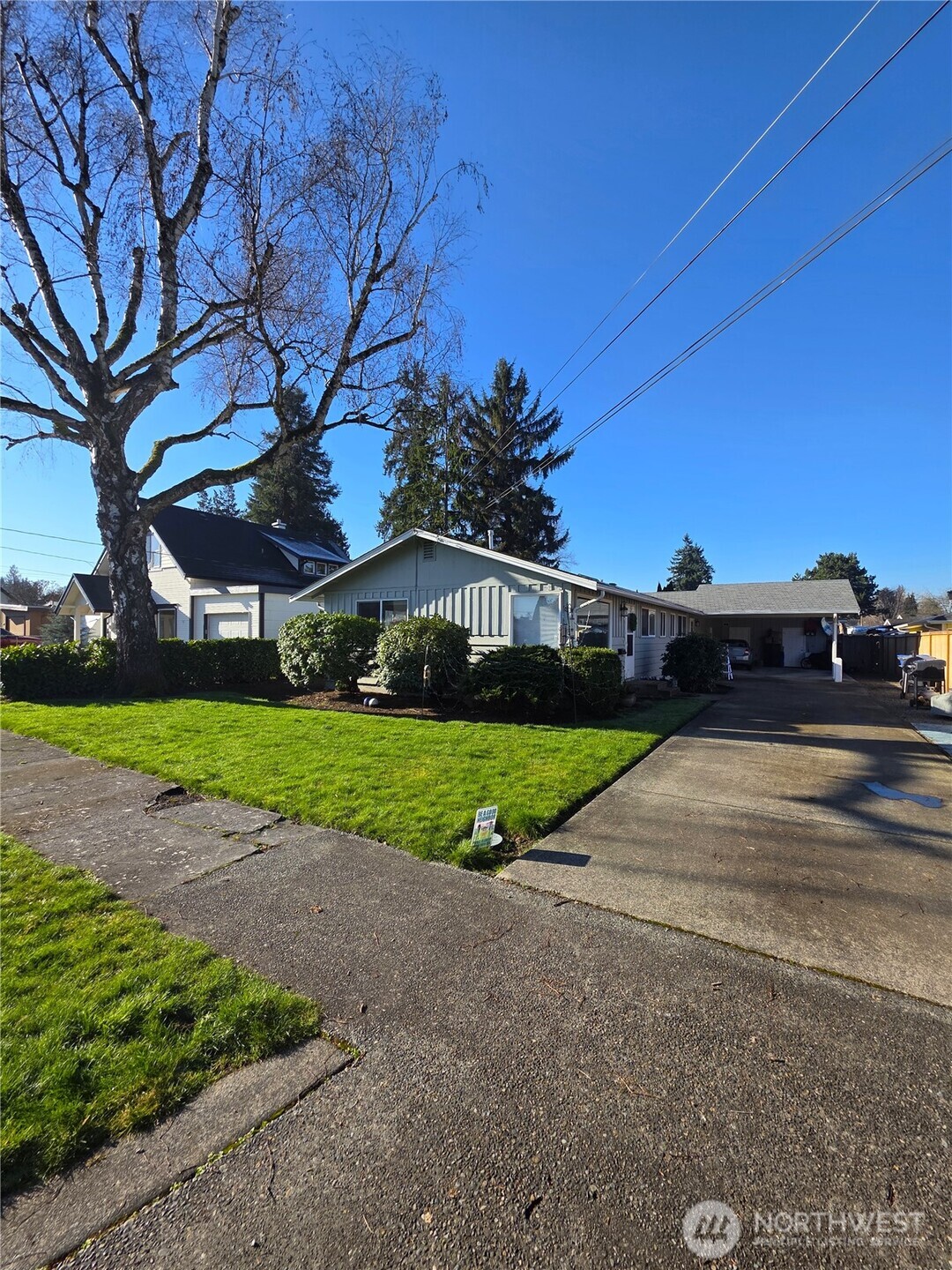 606 8th Street Property Photo 2