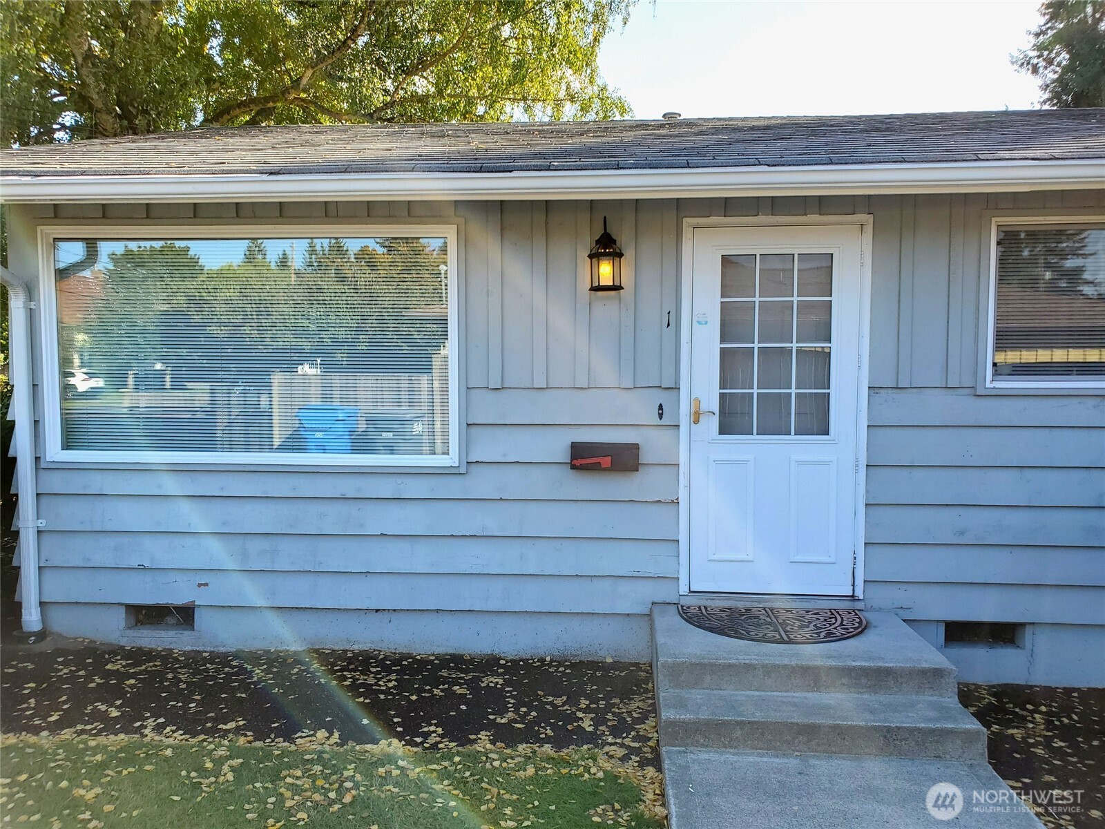 606 8th Street Property Photo 7