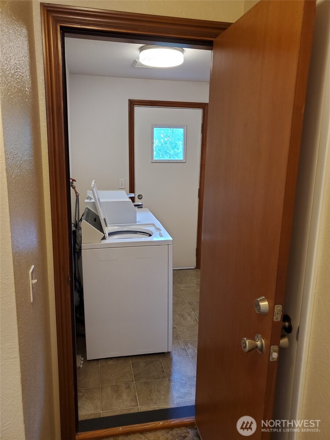 606 8th Street Property Photo 16