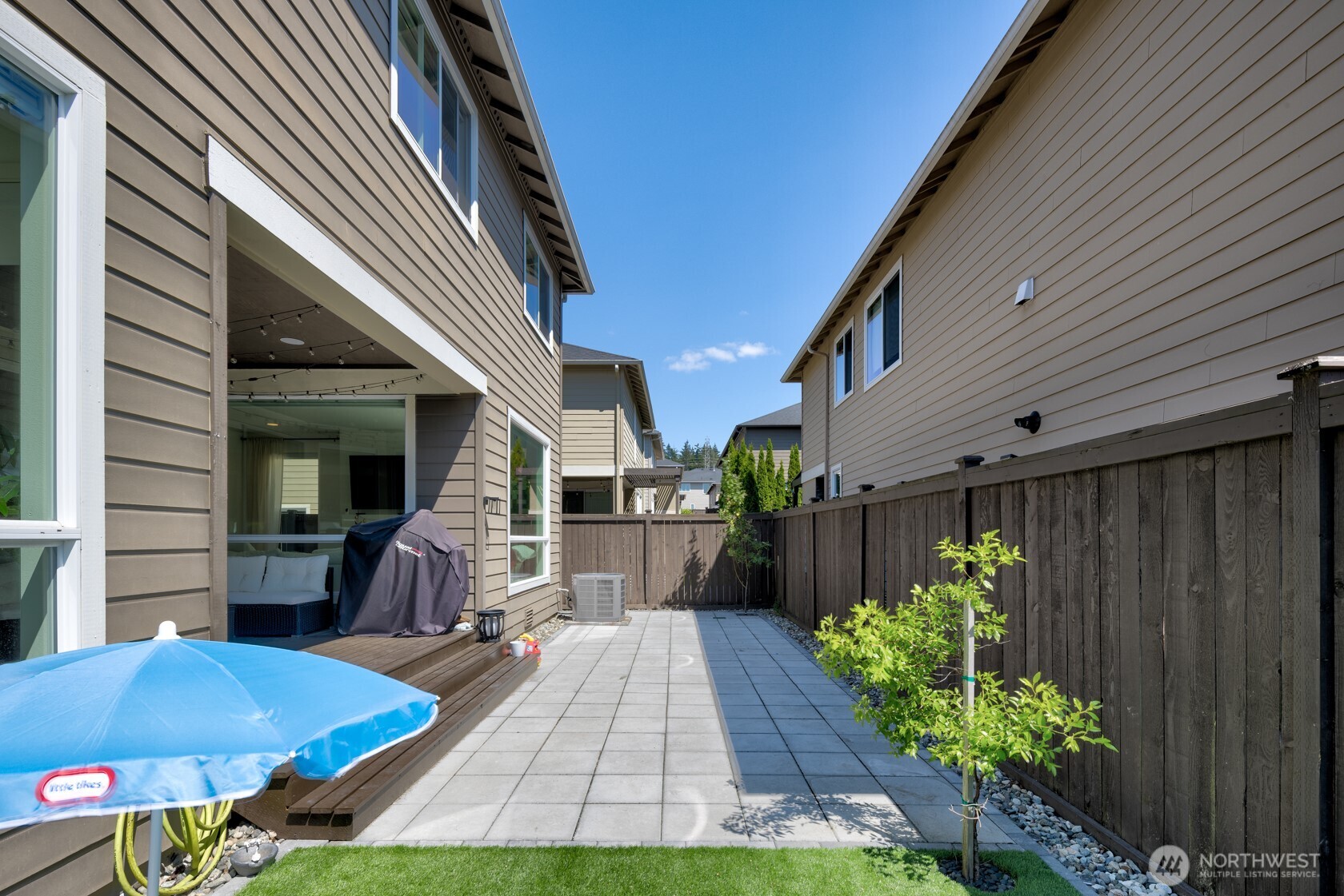 3926 168th Place Property Photo 24