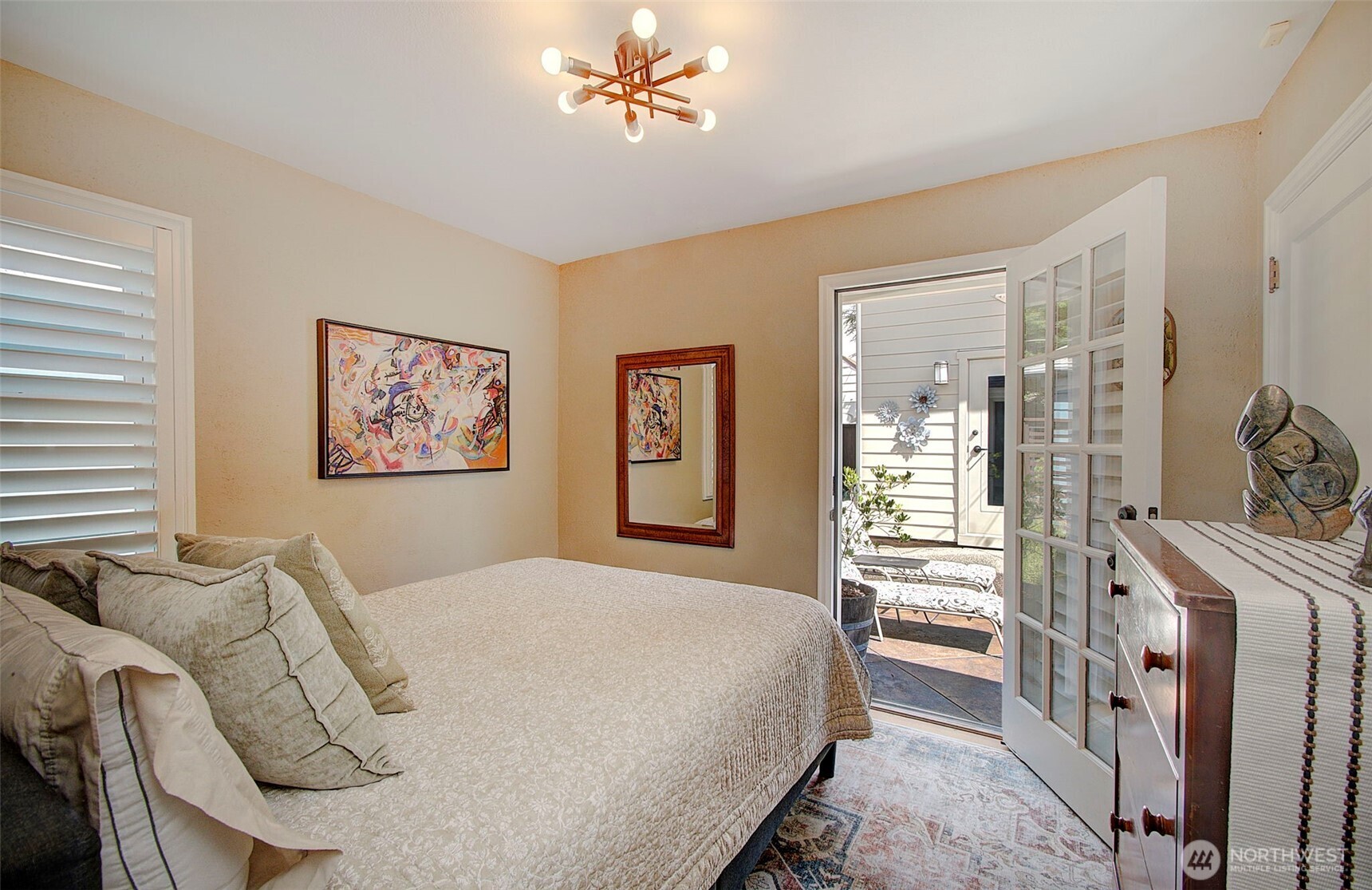 108 E 35th Street Property Photo 30