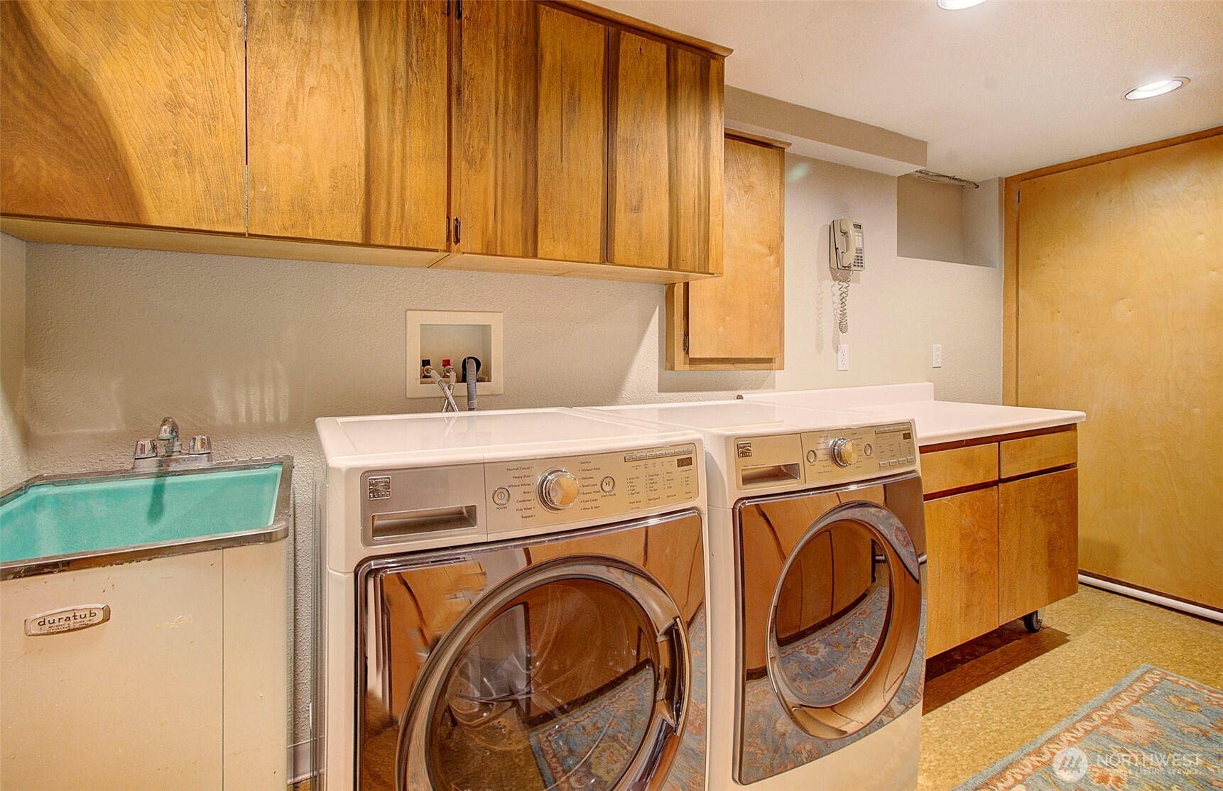 108 E 35th Street Property Photo 33