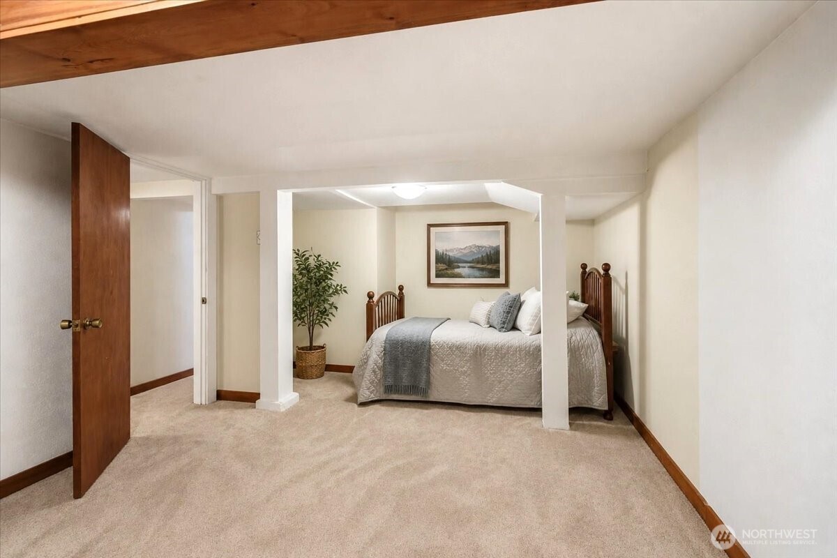 19711 104th Avenue Property Photo 17