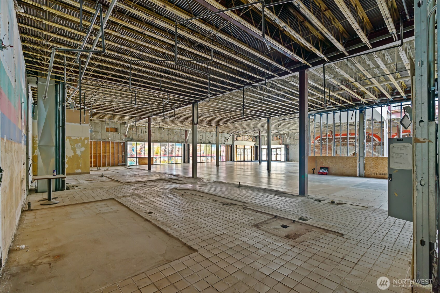 301 E Yakima Avenue Property Photo 15