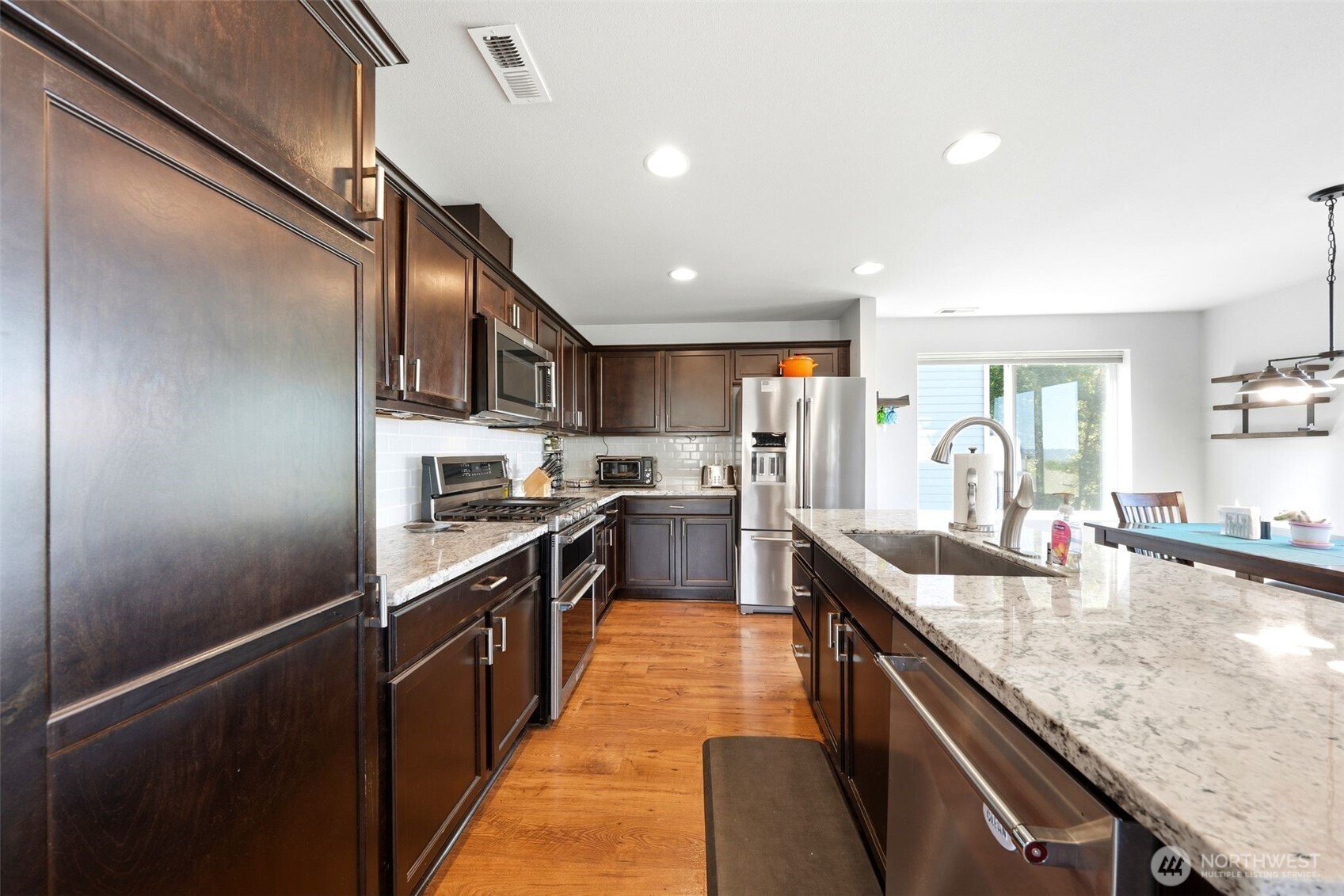 1822 73rd Avenue Property Photo 9
