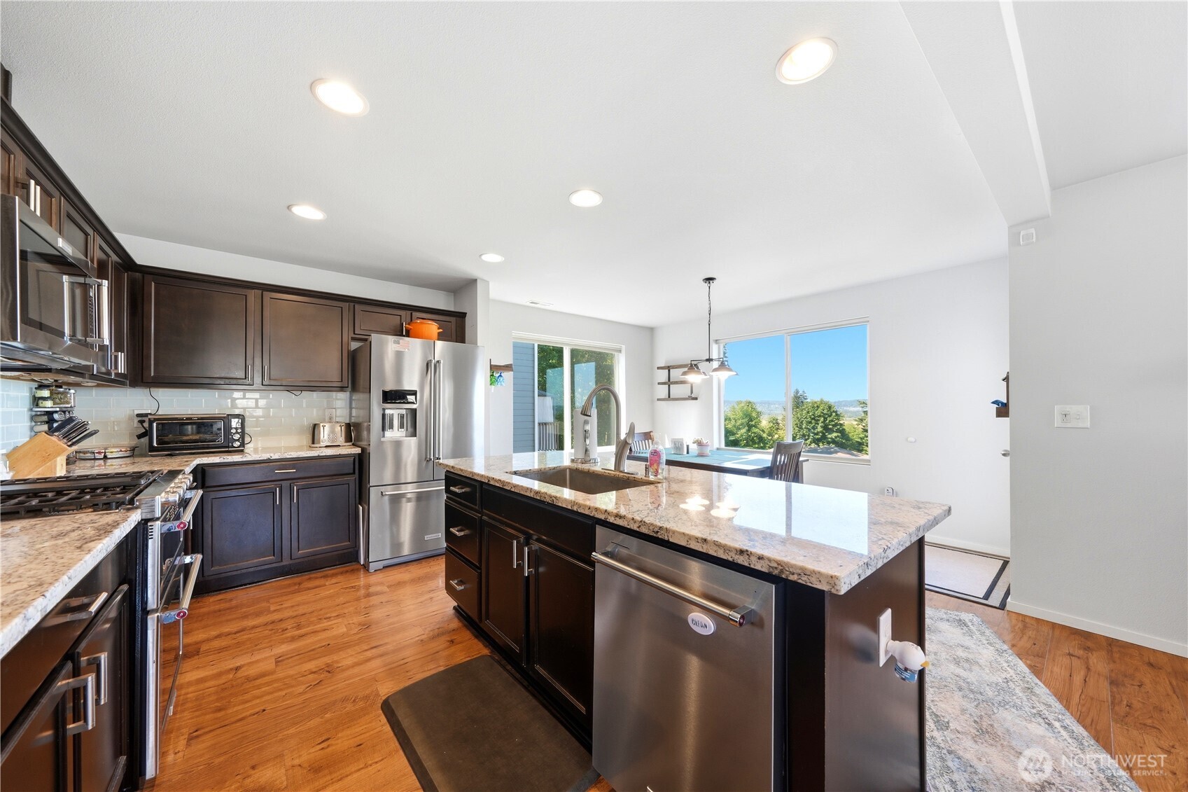 1822 73rd Avenue Property Photo 12
