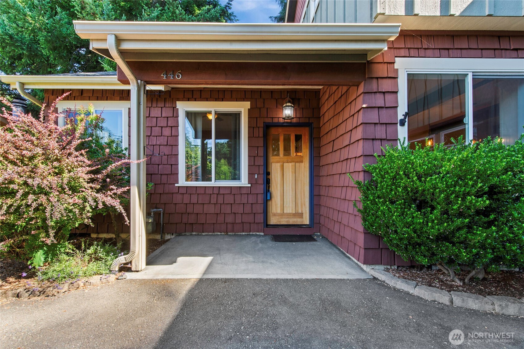 446 North Street Property Photo 3
