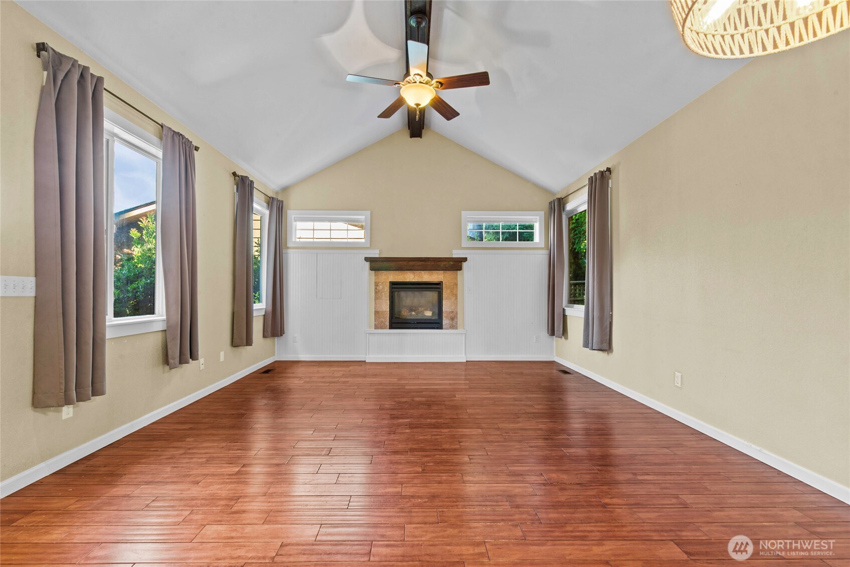 446 North Street Property Photo 7
