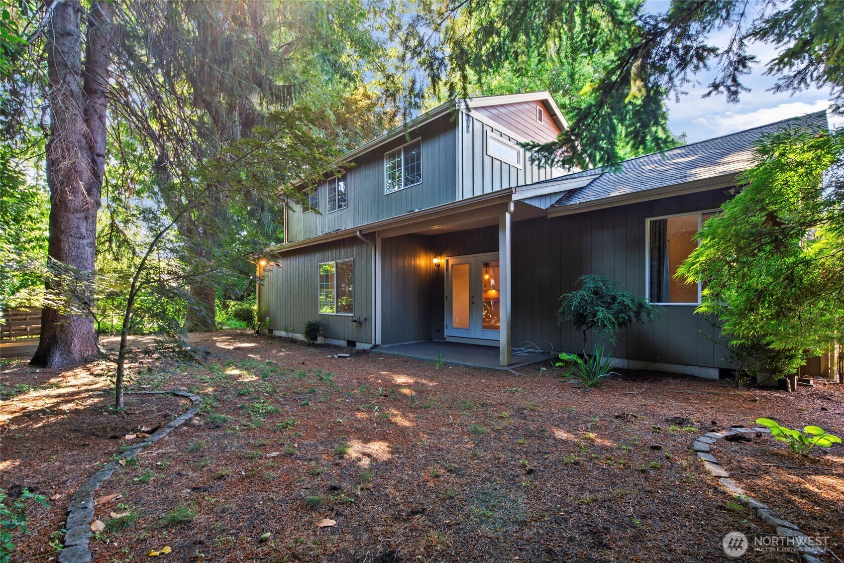 446 North Street Property Photo 25