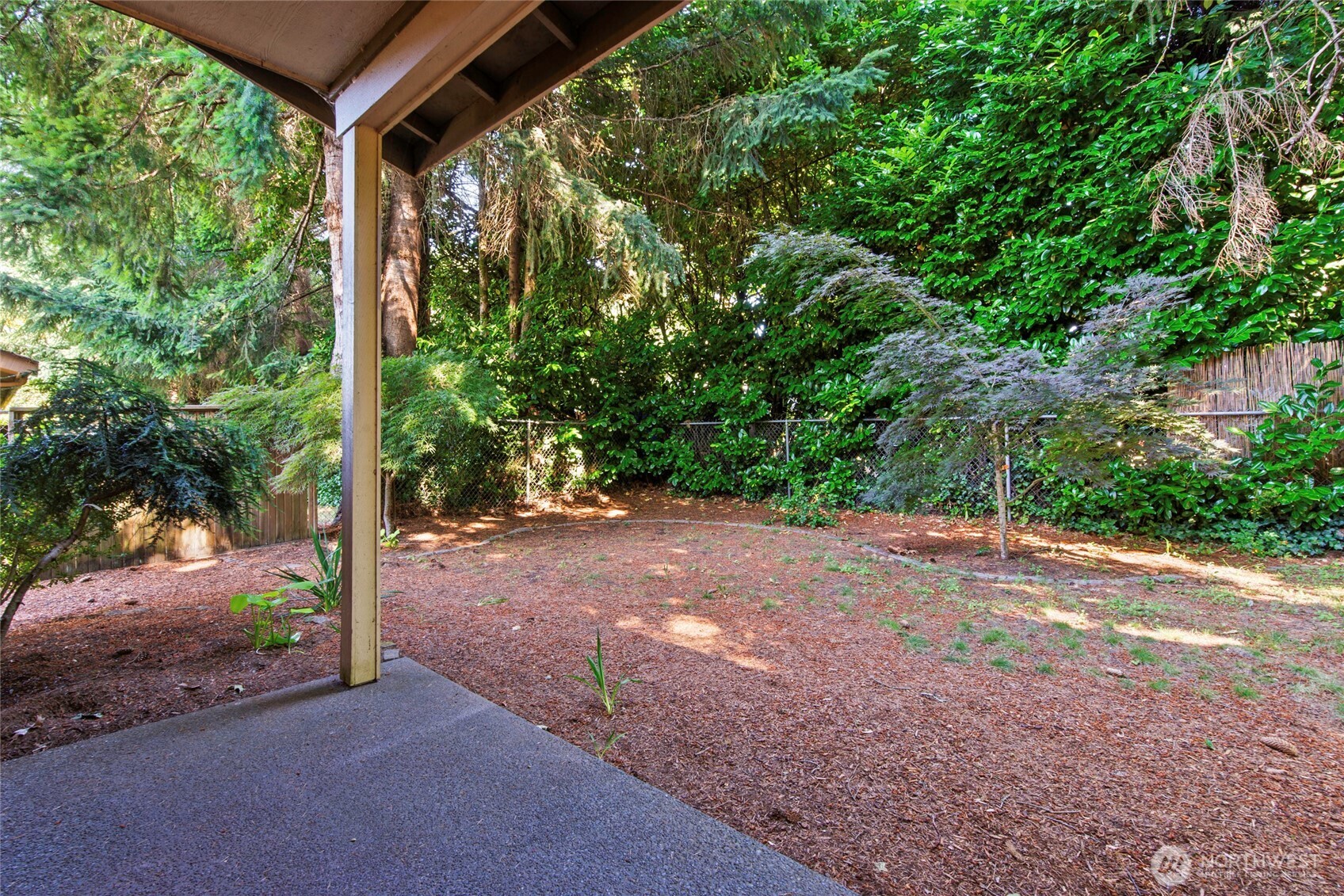 446 North Street Property Photo 26