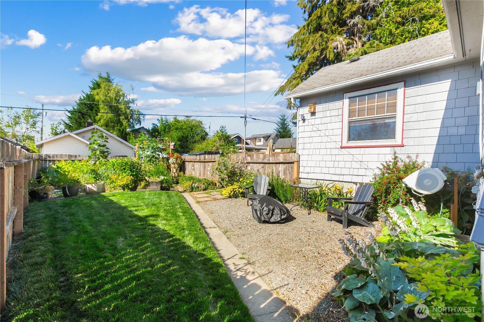 1918 Gregory Way Property Photo 31