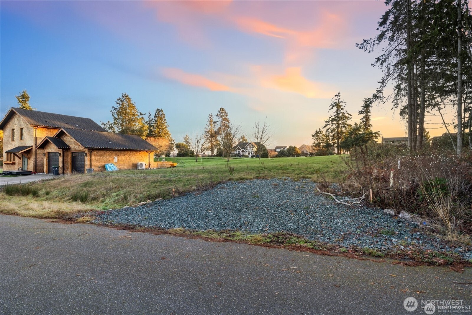 2378 Discovery Place Property Photo 6