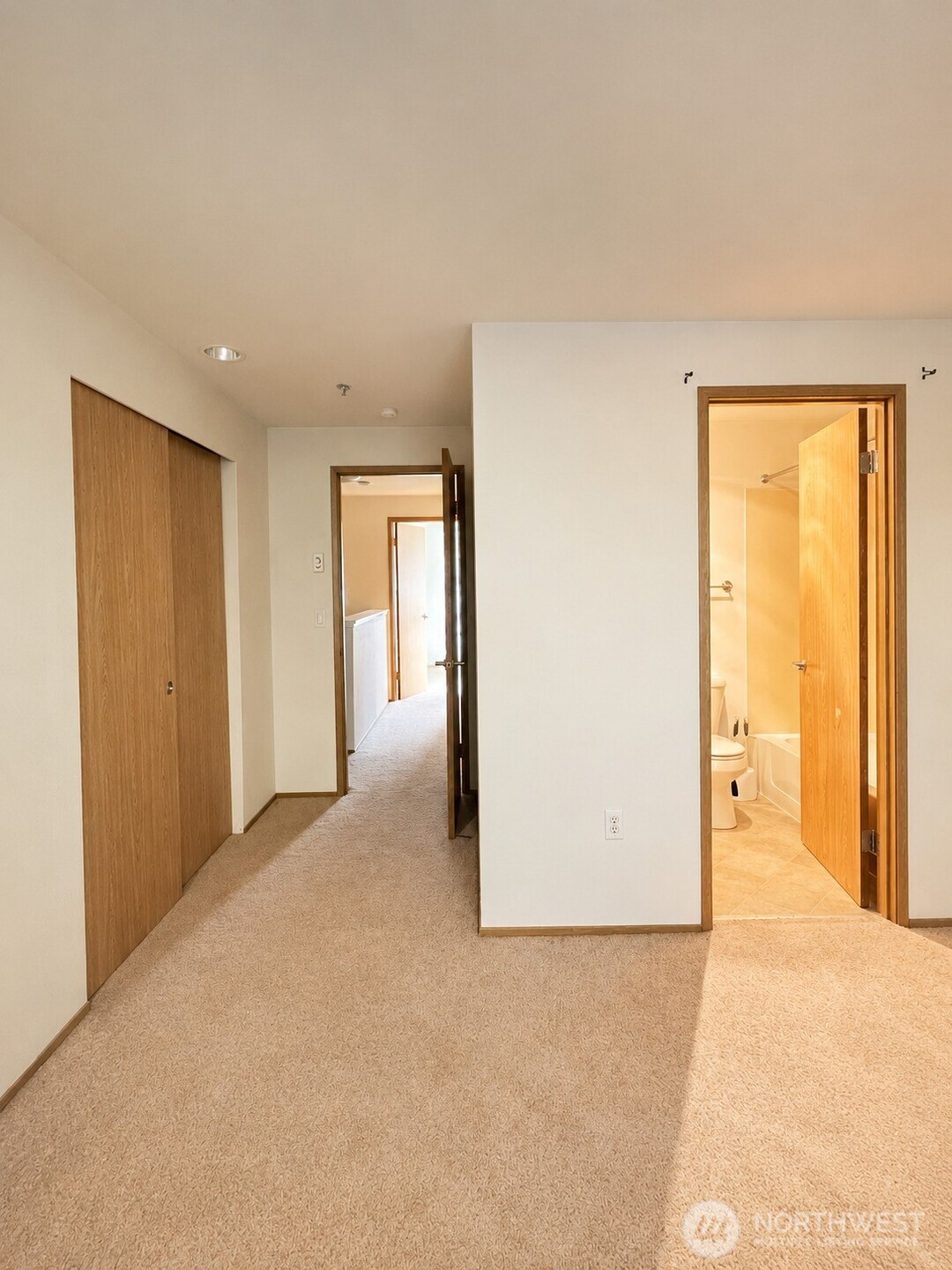 23319 Cedar Way K203 Property Photo 14