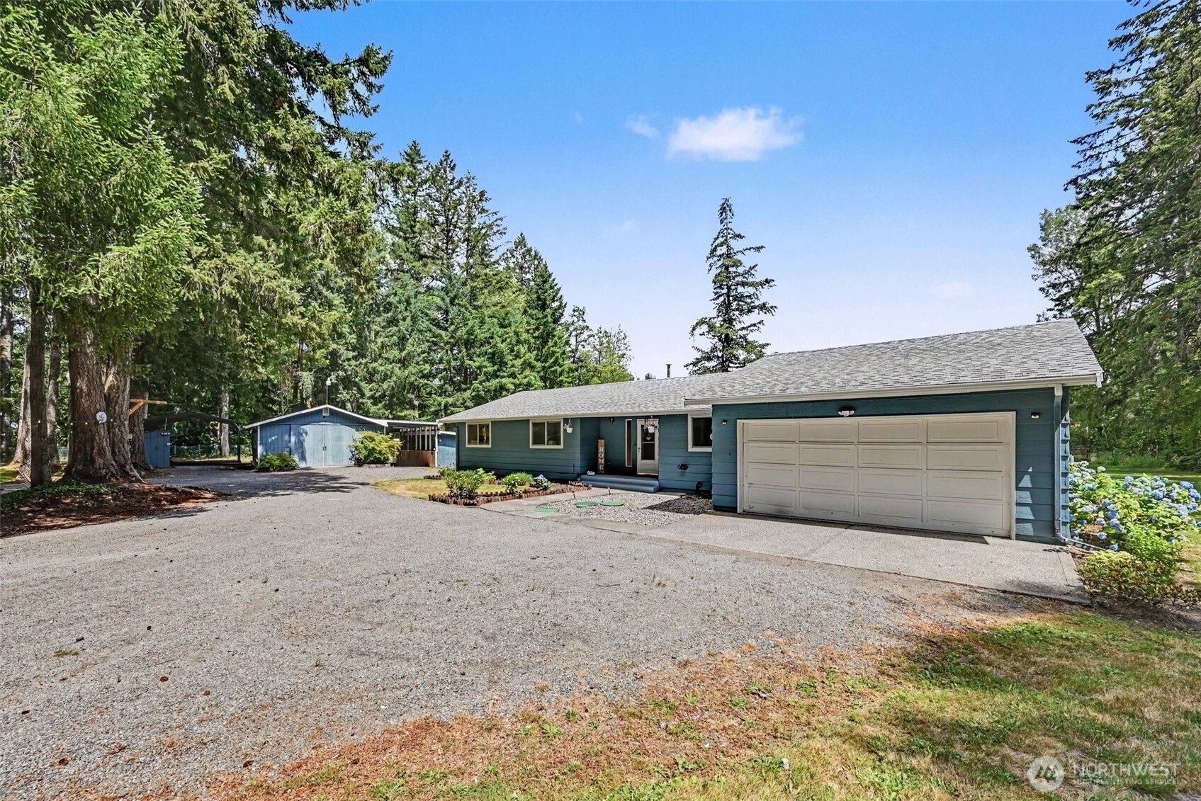 33913 4th Avenue Property Photo 1
