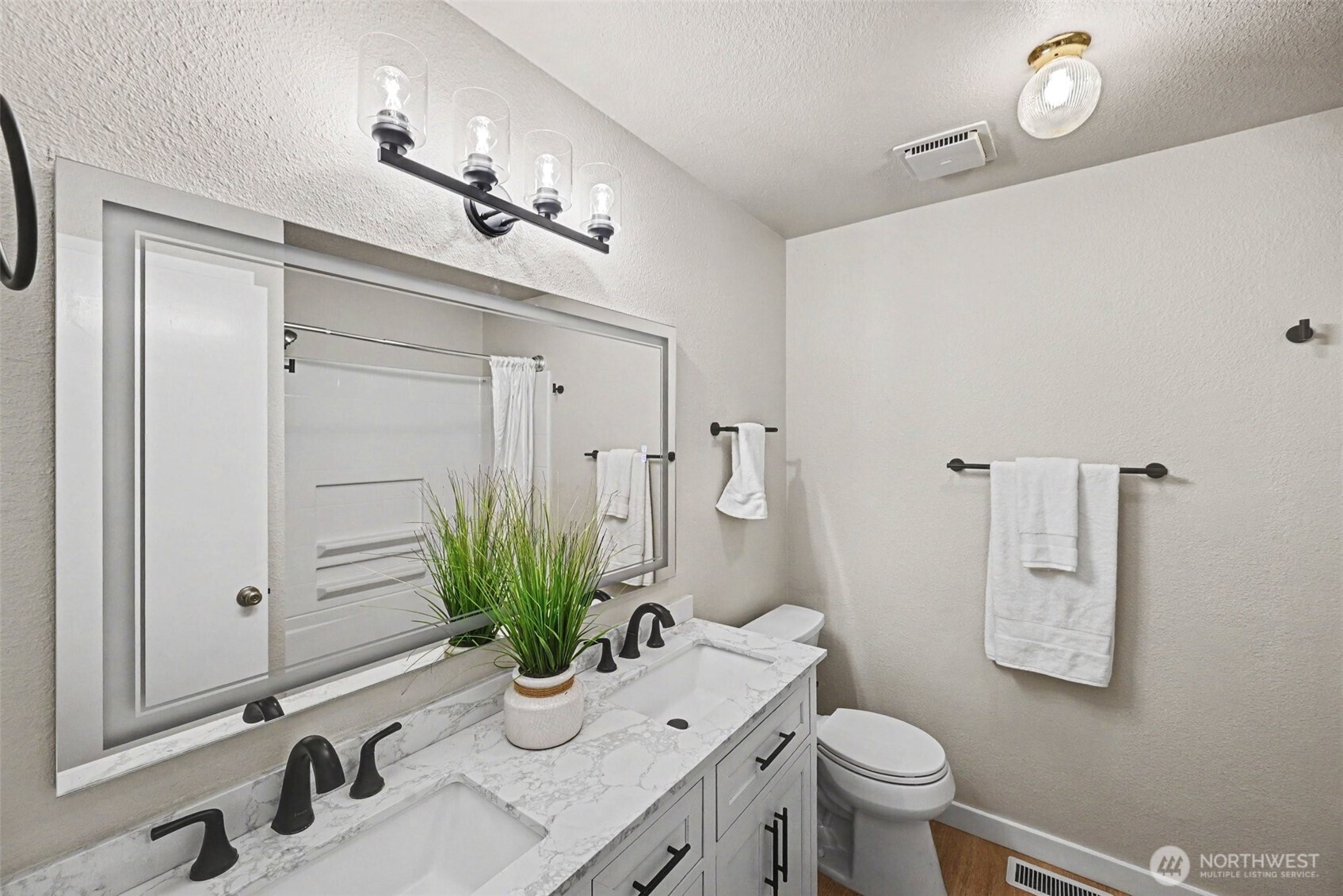 33913 4th Avenue Property Photo 17