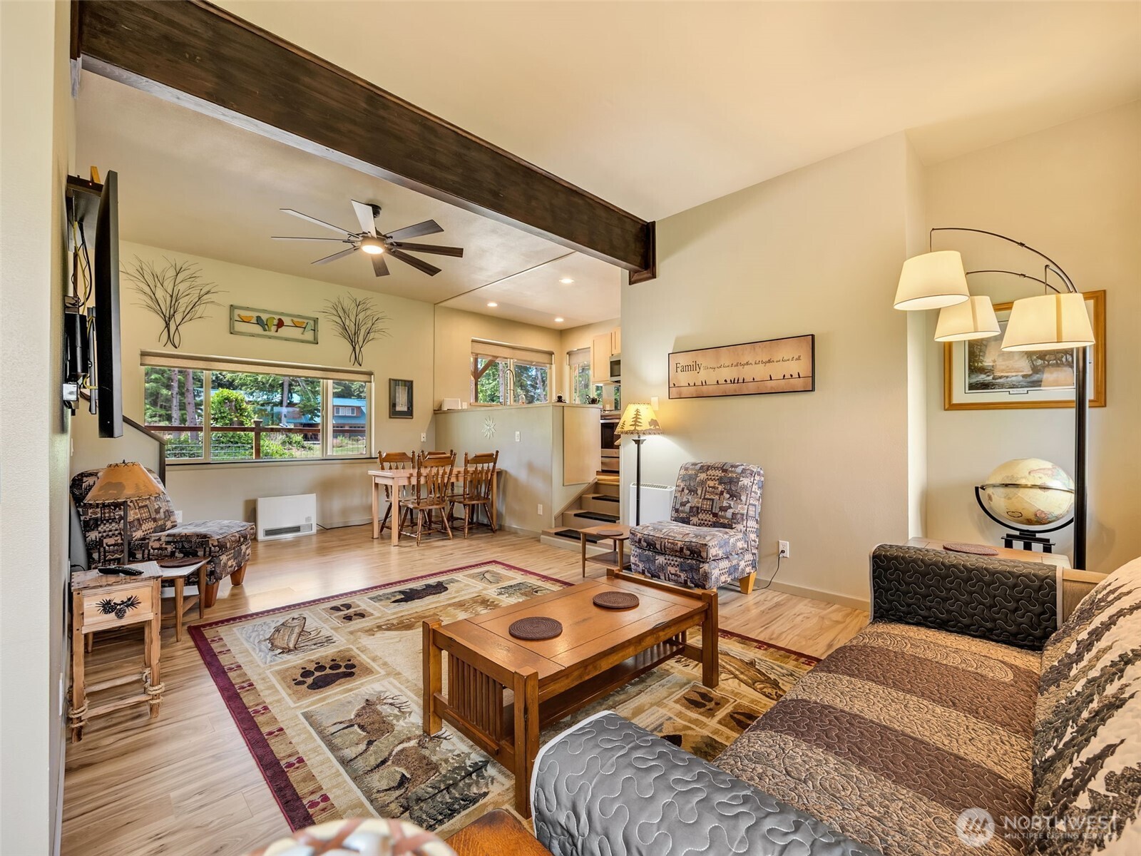 2902 Foxglove Lane Property Photo 10
