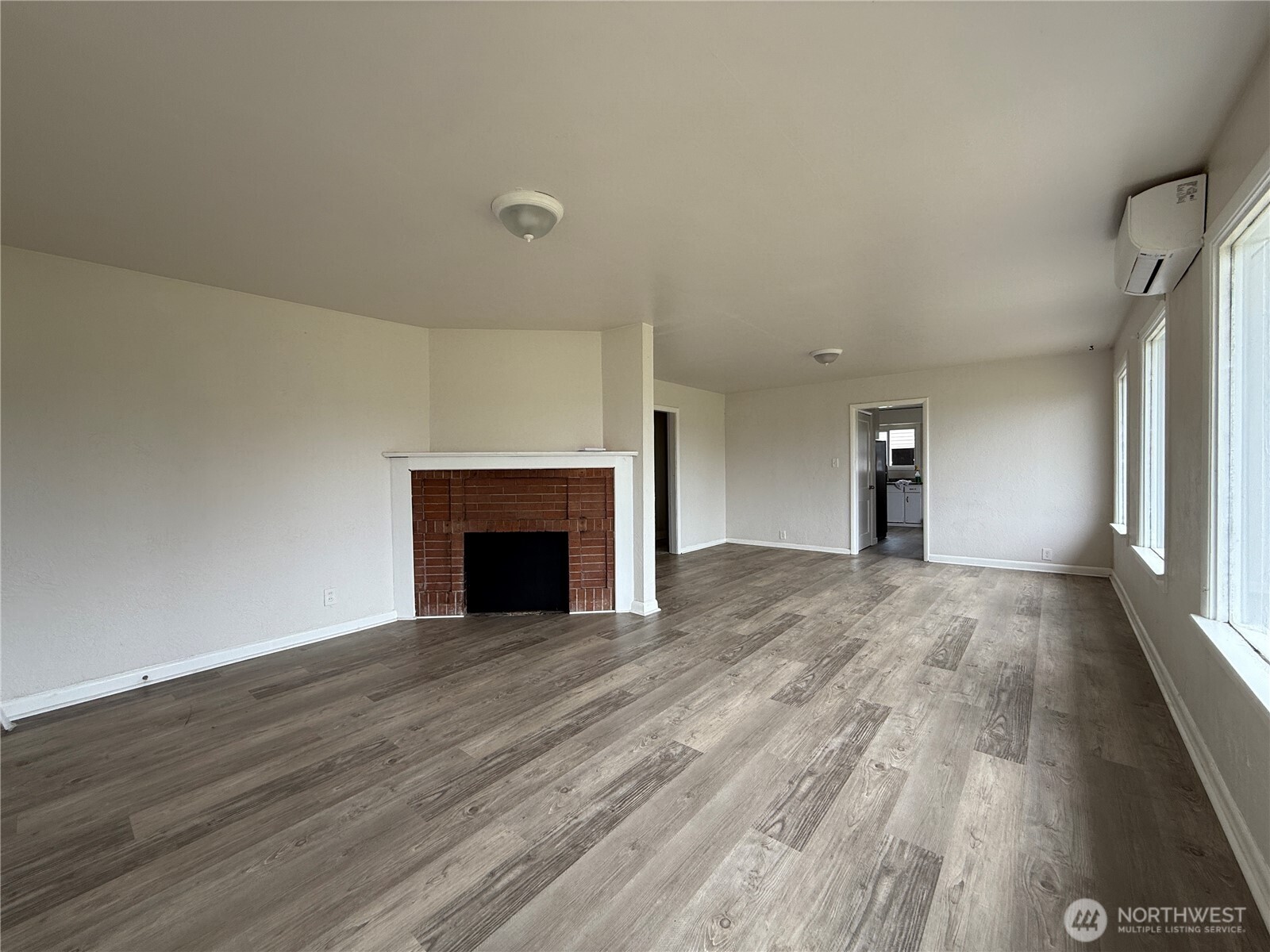 519 28th Street Property Photo 2
