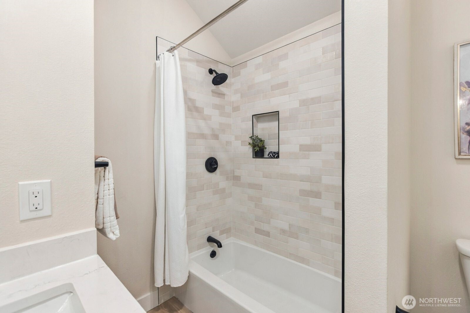 1024 5th Avenue A301 Property Photo 24
