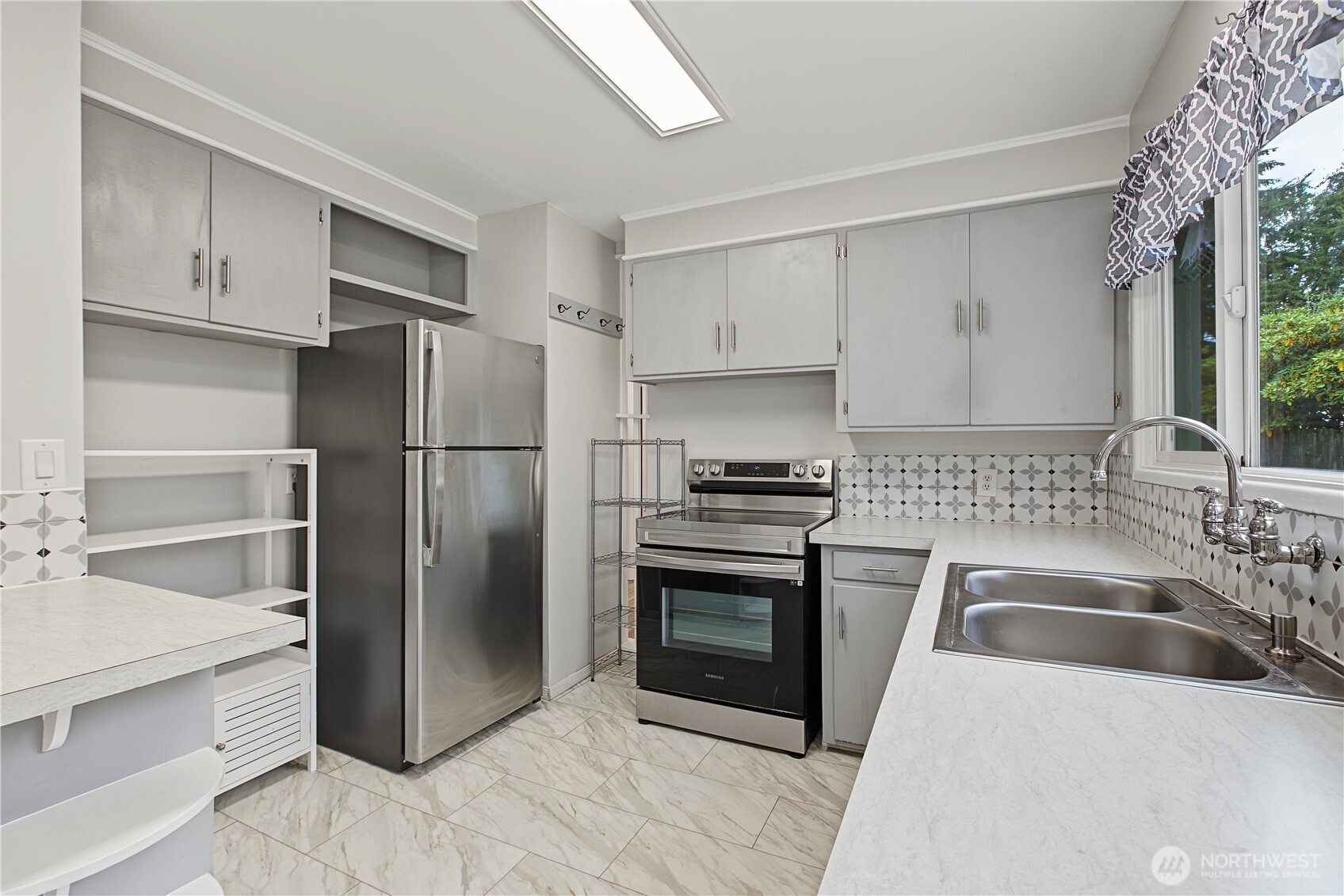 420 Wilson Street Property Photo 13