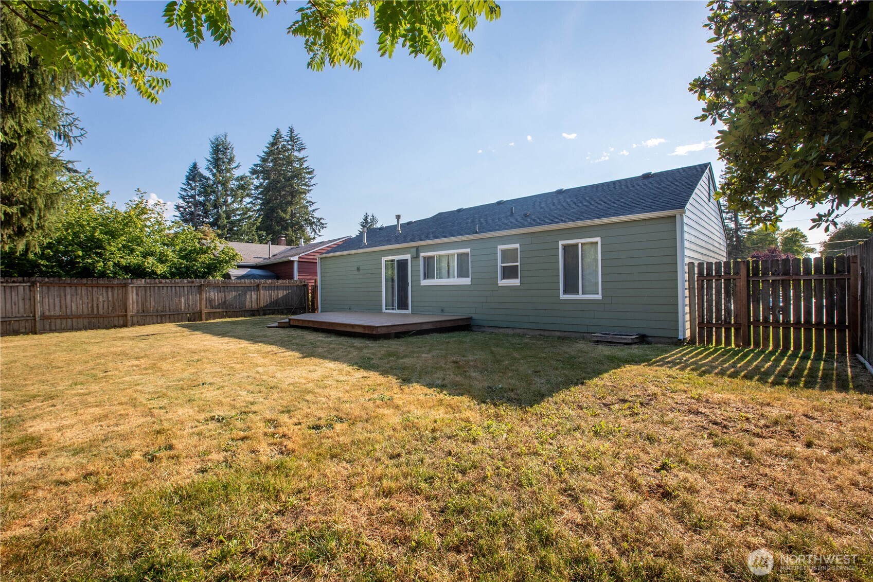 420 Wilson Street Property Photo 33