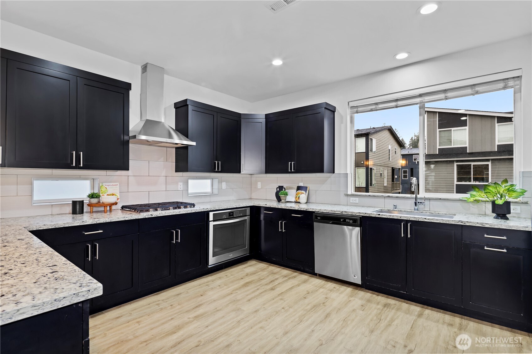 19210 38th Avenue Property Photo 9