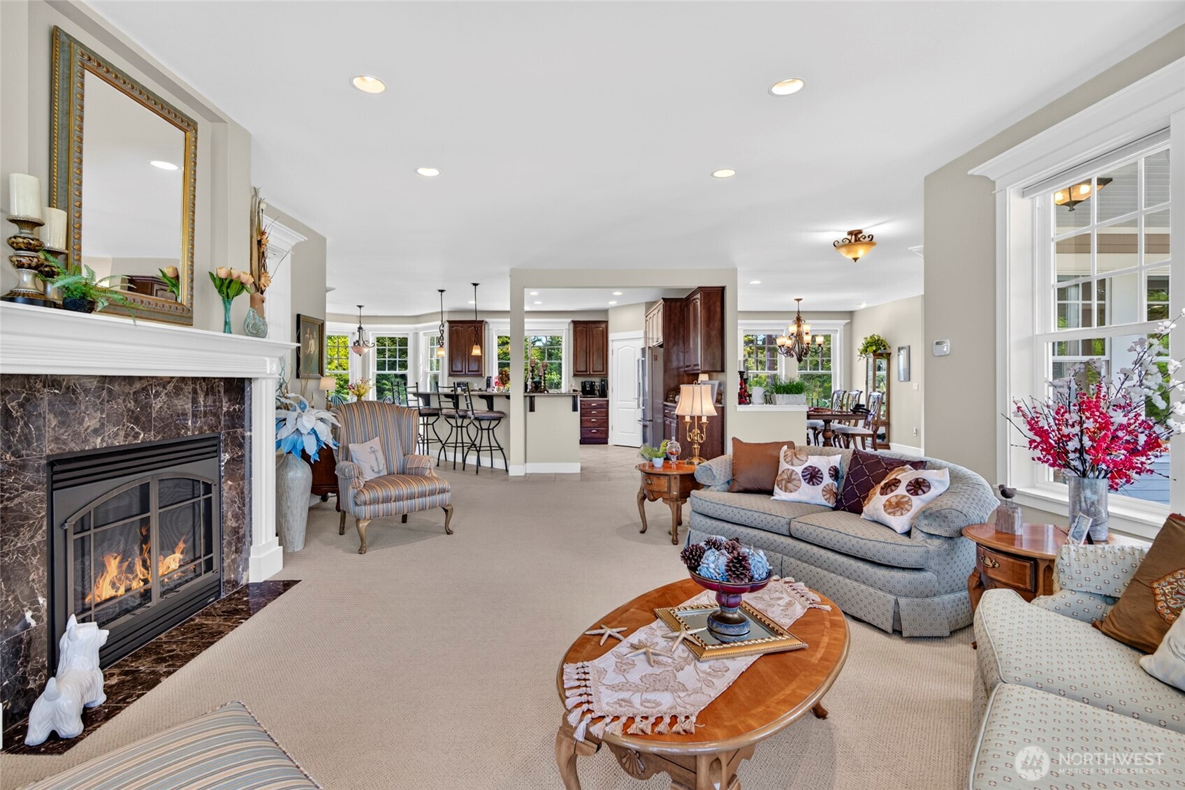 22225 Pacific Way Property Photo 8