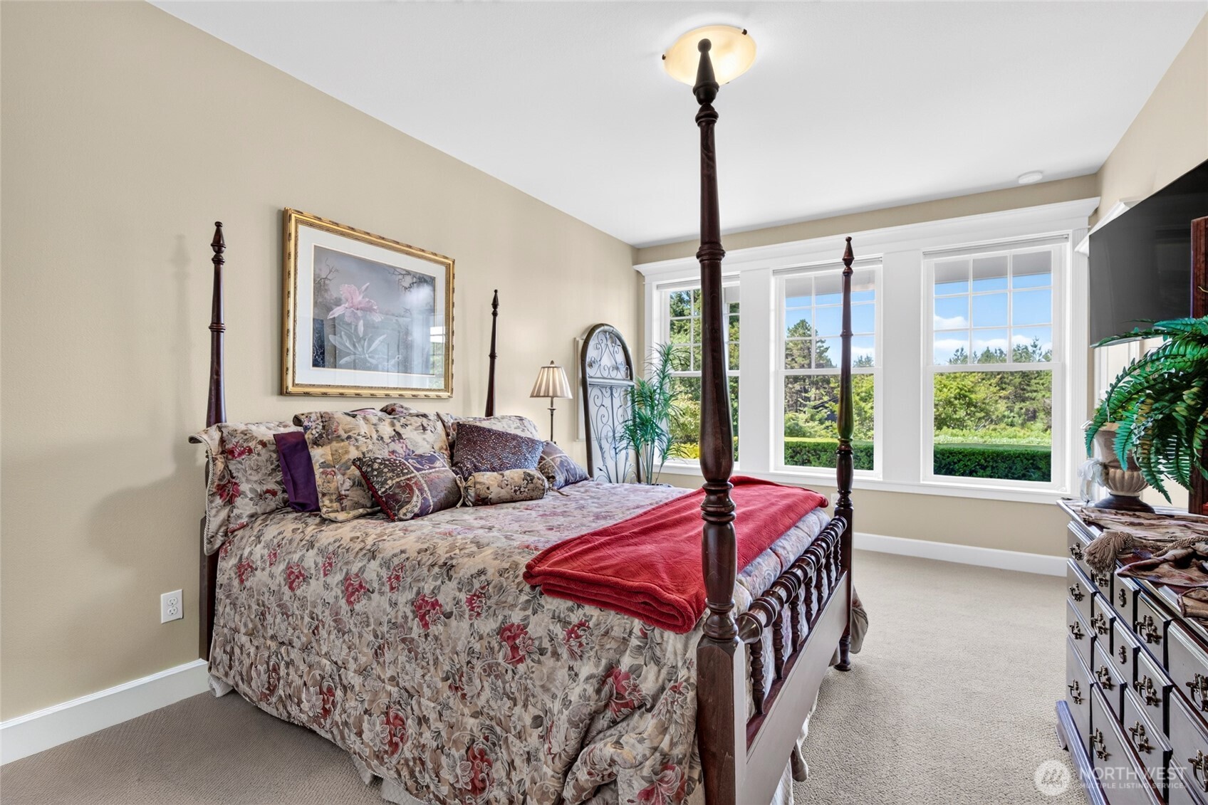 22225 Pacific Way Property Photo 14