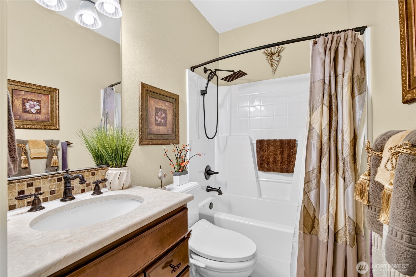 22225 Pacific Way Property Photo 16