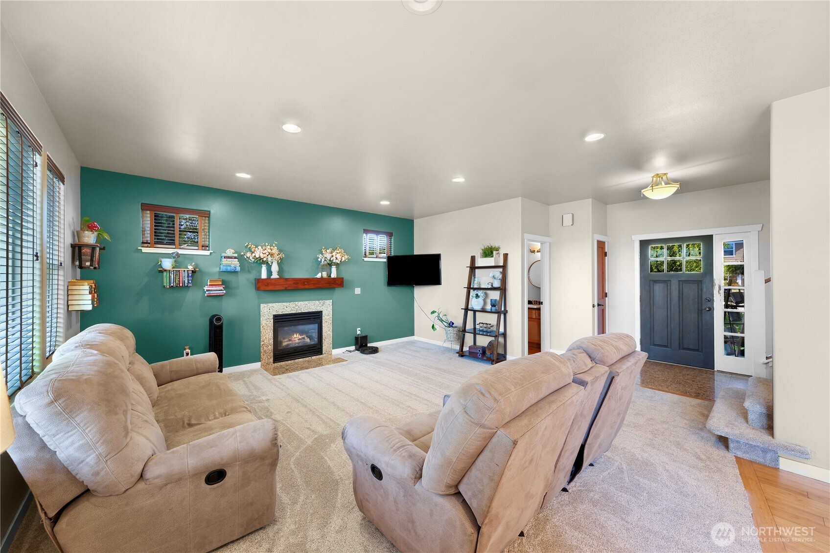 1302 Eastwood Way Property Photo 7