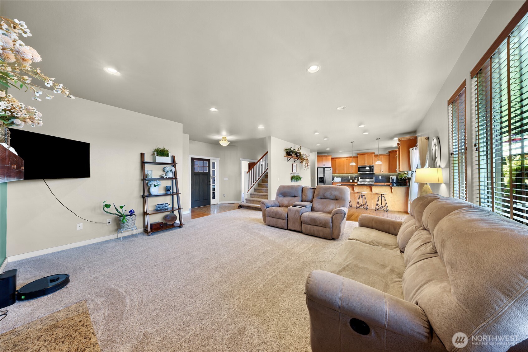 1302 Eastwood Way Property Photo 8